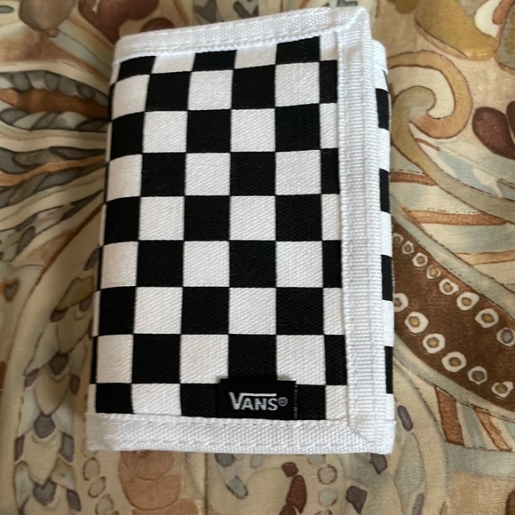 Vans - Picture 1 of 2